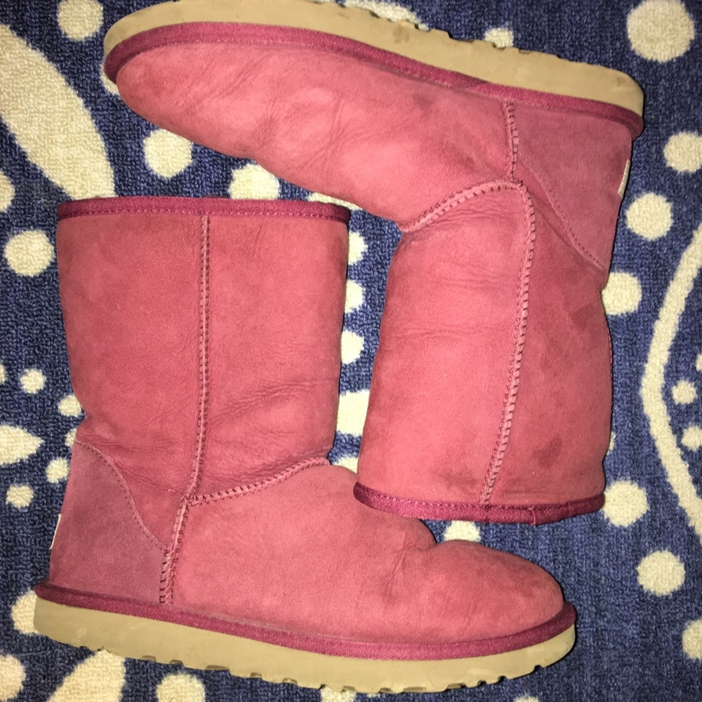 Garnet Classic Uggs